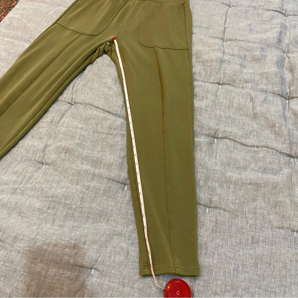 Fabletics slim joggers - Picture 10 of 10